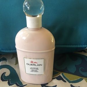 Mon Guerlain Perfumed Body Lotion